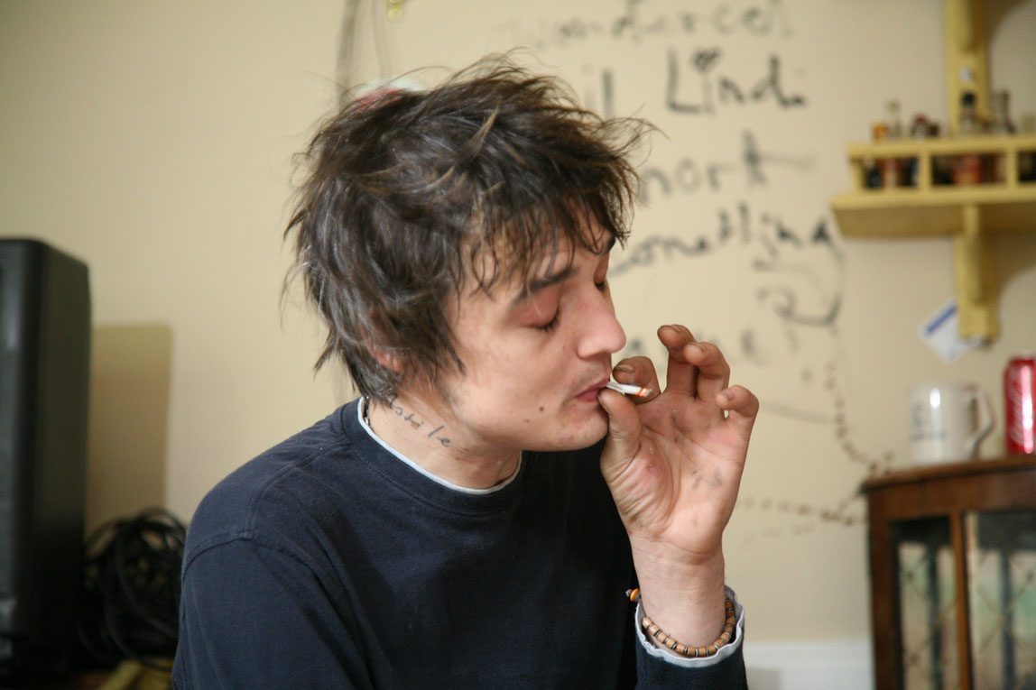 A Day at Pete Doherty's House / Wiltshire / I rolled that