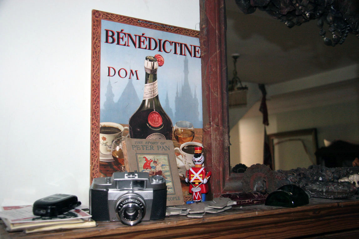 A Day at Pete Doherty's House / Wiltshire / Never Grow Up